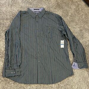 NWT Nautica Men’s XL Button-Down Shirt